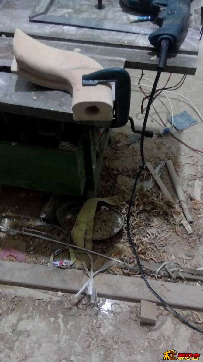 起步弯切割，钻孔