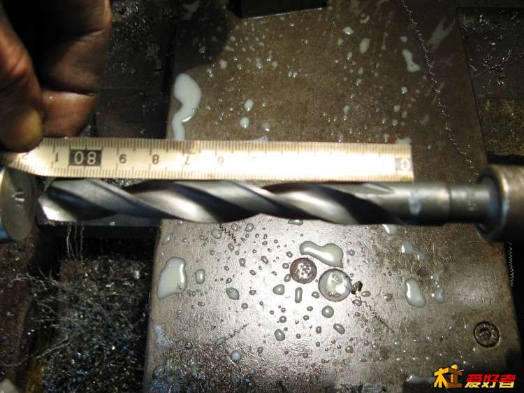 钻孔14.4深110mm不要钻穿