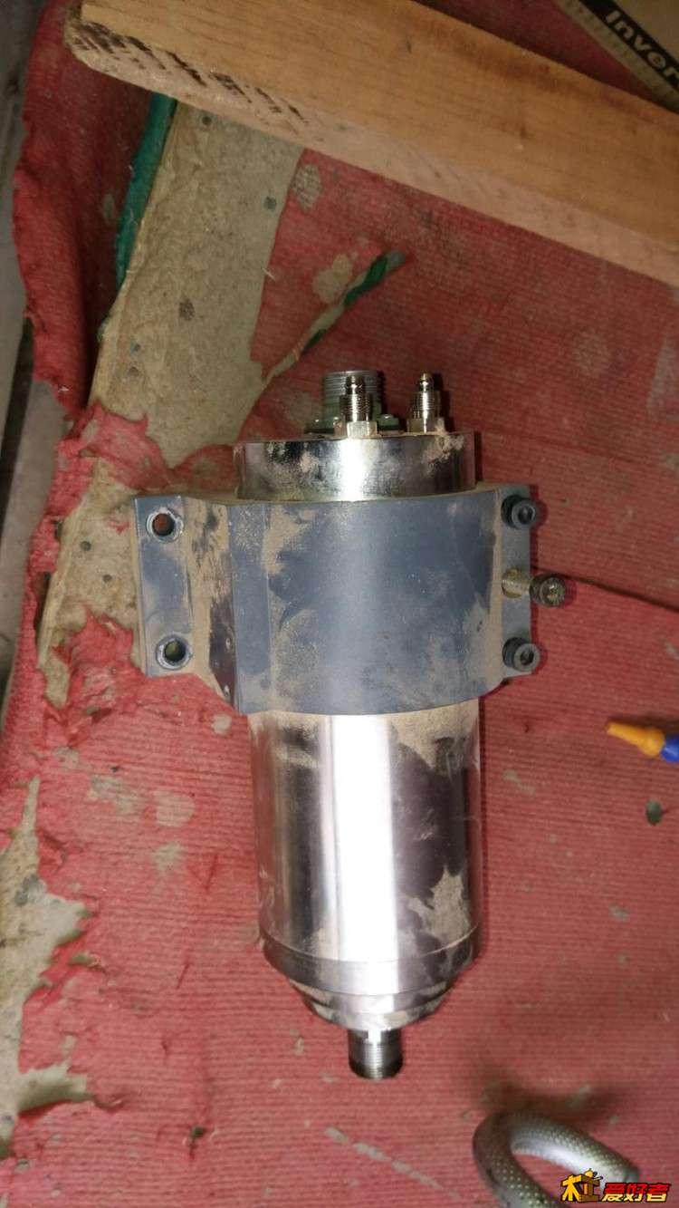 拆下的3千万主轴