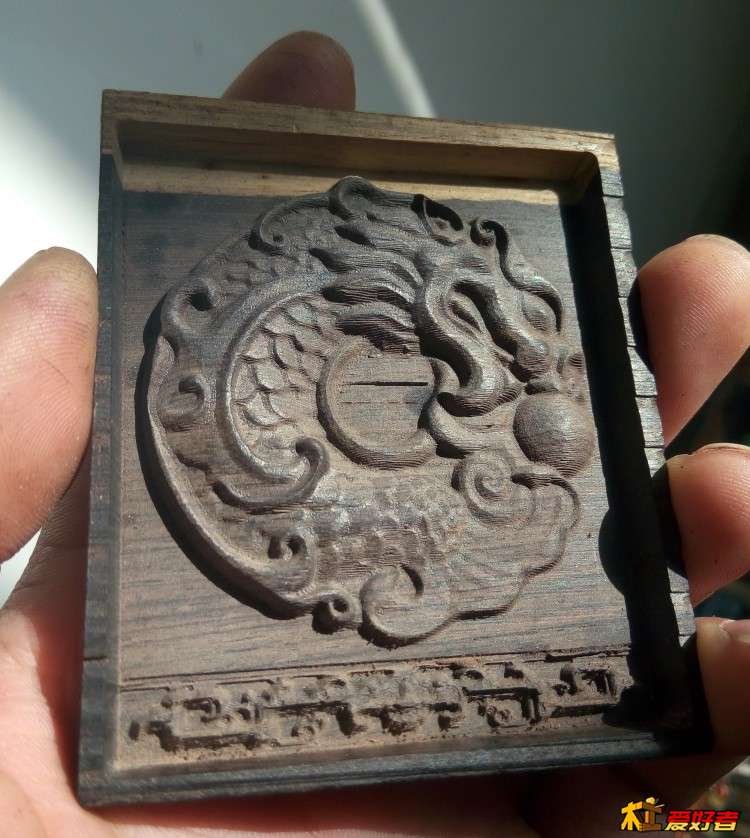 图示  昨晚 第一个 雕刻 的