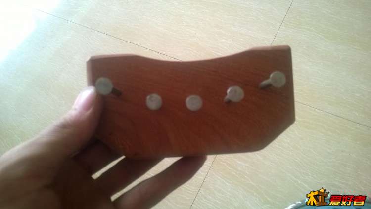 为什么上传不了图片了呢就能发两张