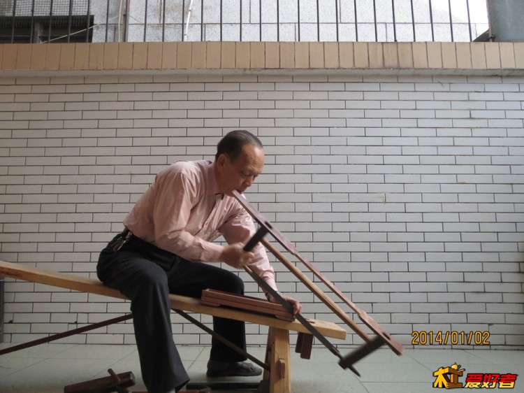 放茶叶小几架13.jpg