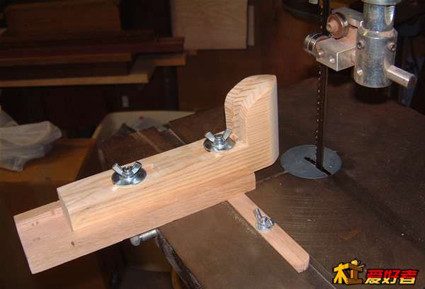 resaw_fence_side_view.jpg