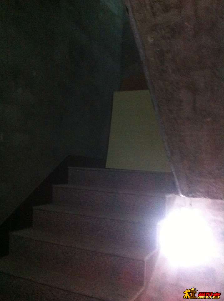 224336zvo16abueez9c939.jpg