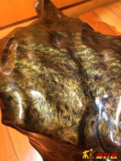 这个效果怎么做出了的？谁能破解？