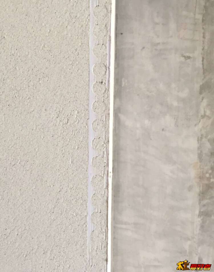 贴阳角.jpg