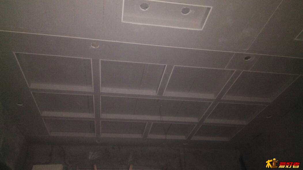 081737zsltnsnzt2tr2x6f.jpg