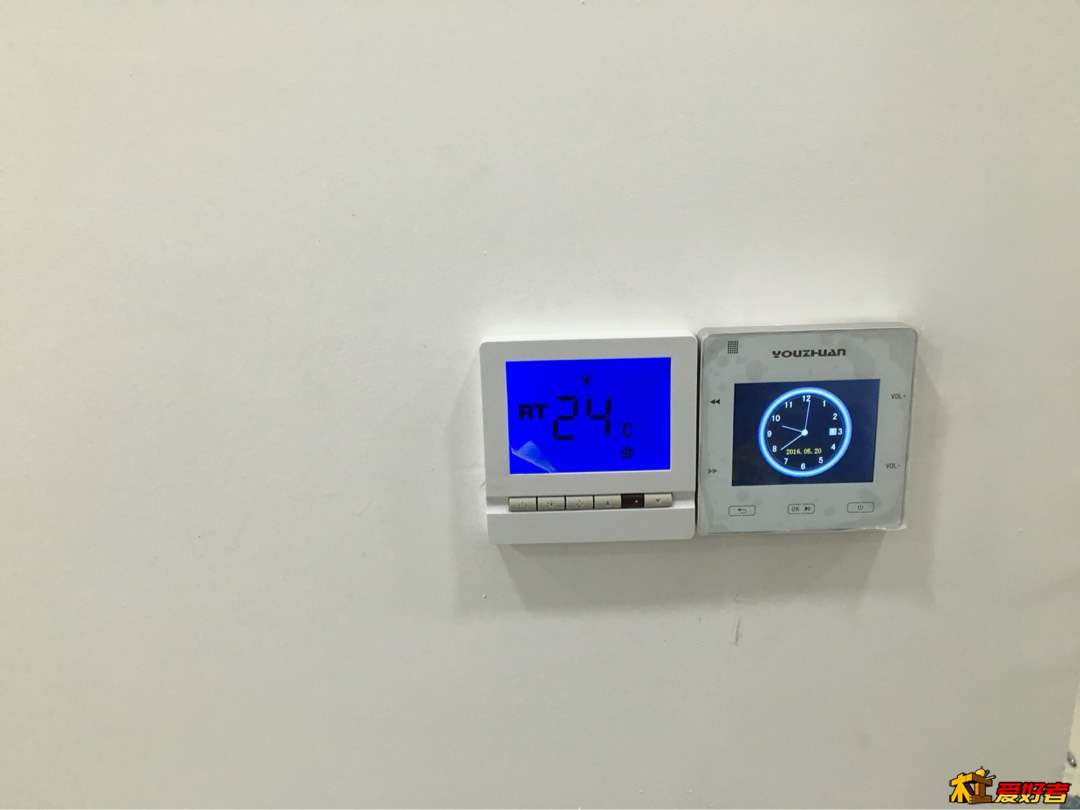 071708m7yc6v6xyw22630f.jpg