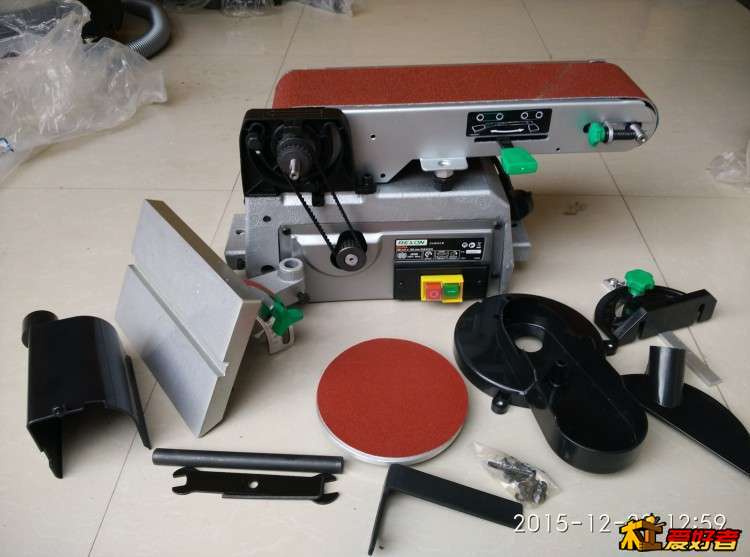 221925db2dx1bp7hf3dv03.jpg
