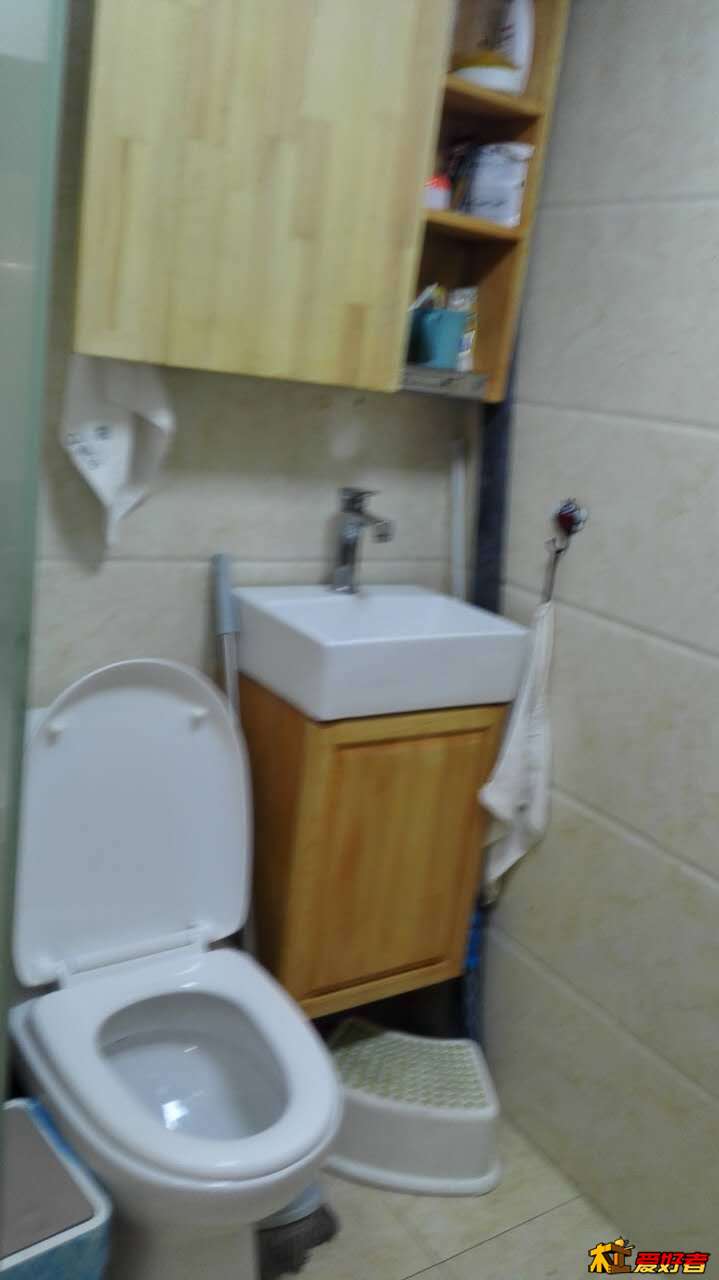 一楼马桶