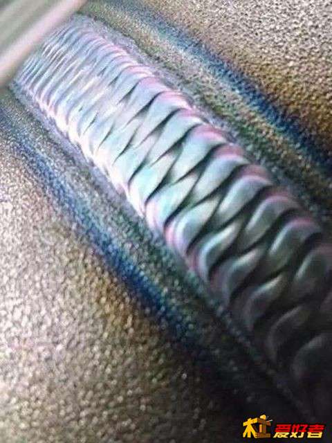 7142723D81E2EB66707DA949E2376E41.jpg