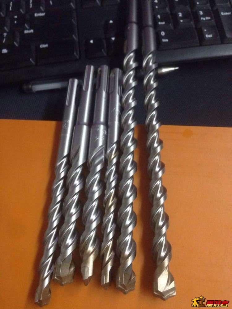 586060920056503036.jpg