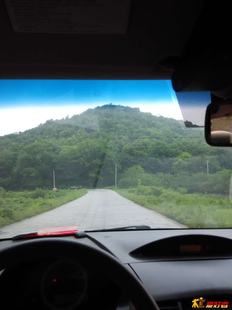 这个周末 小兵说，要去爬山，要锻炼