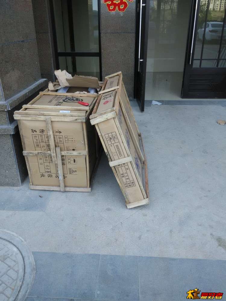 餐桌到了，成都发的，