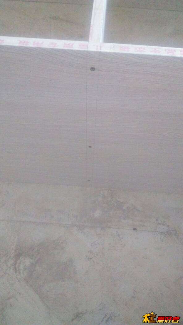 174652mzv44j83vtajjm48.jpg