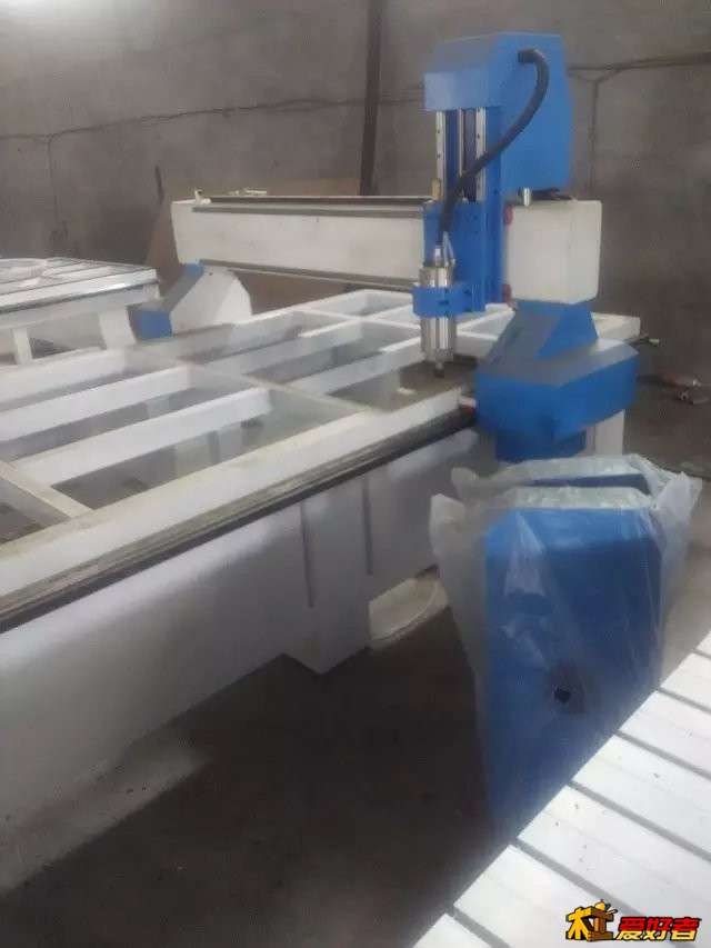 psbCAG9RC0M.jpg