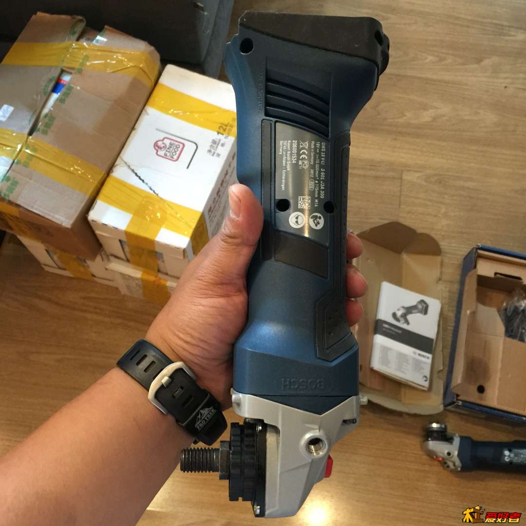 183236rt6ib50aueatipcq.jpg