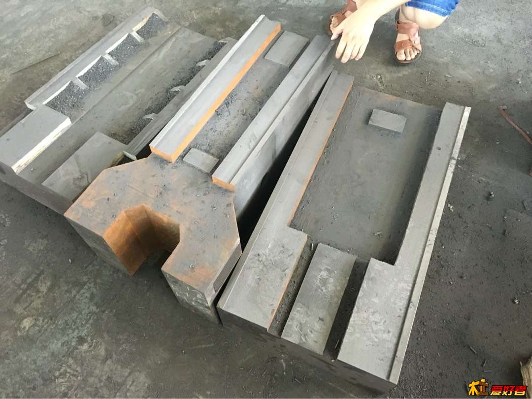 145303f3que06qzg5e3vwd.jpg