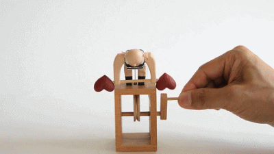 051000005577B5B467BC3D76770DB77F.gif