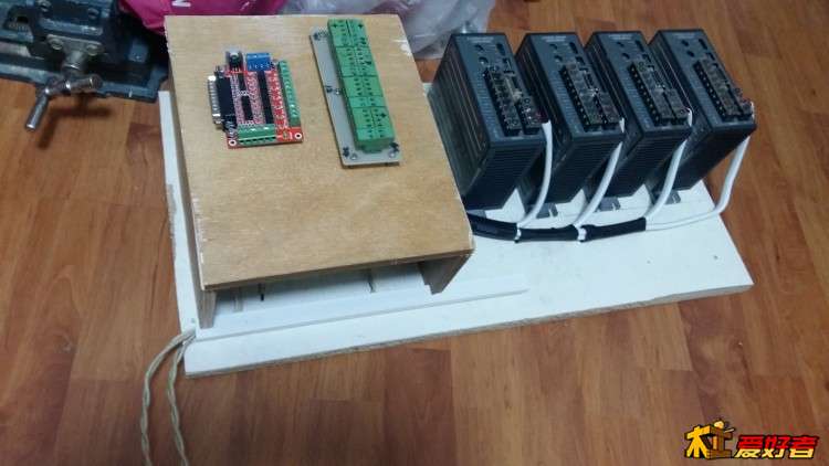QQ图片20161025100943.jpg