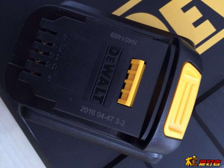 2016年4月的电池，日本产的