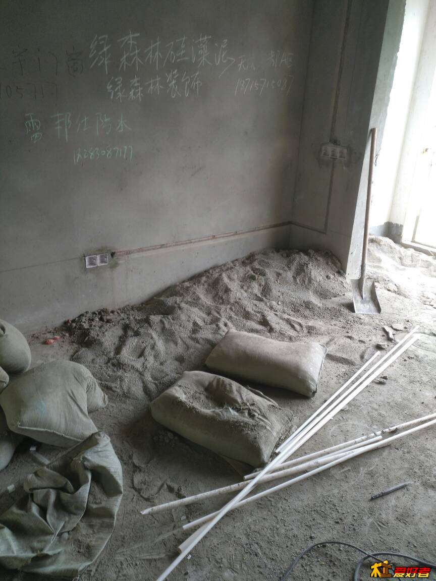 121629la35bmn39znjrrkn.jpg