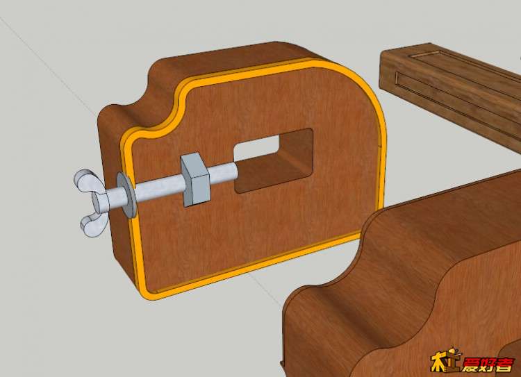 左上特意做了个凹形，便于右手大拇指发力