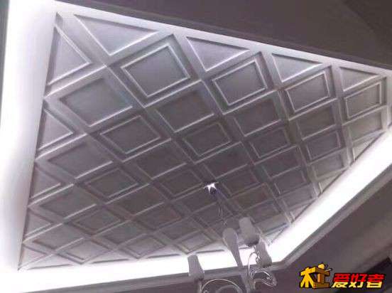 4方形二级顶造型轻钢龙骨.png