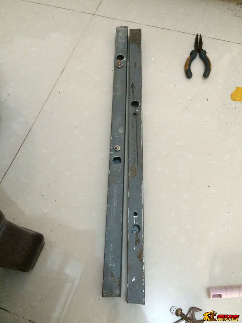 141700dc9c2fwfheiwchbi.jpg