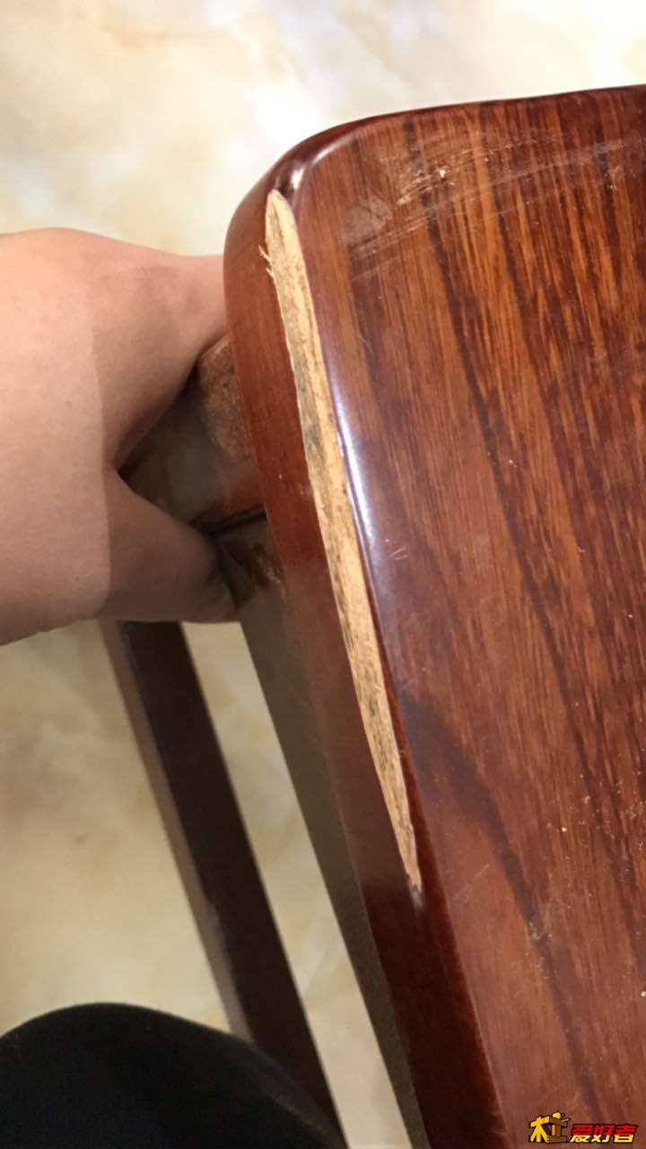 958065218.jpg