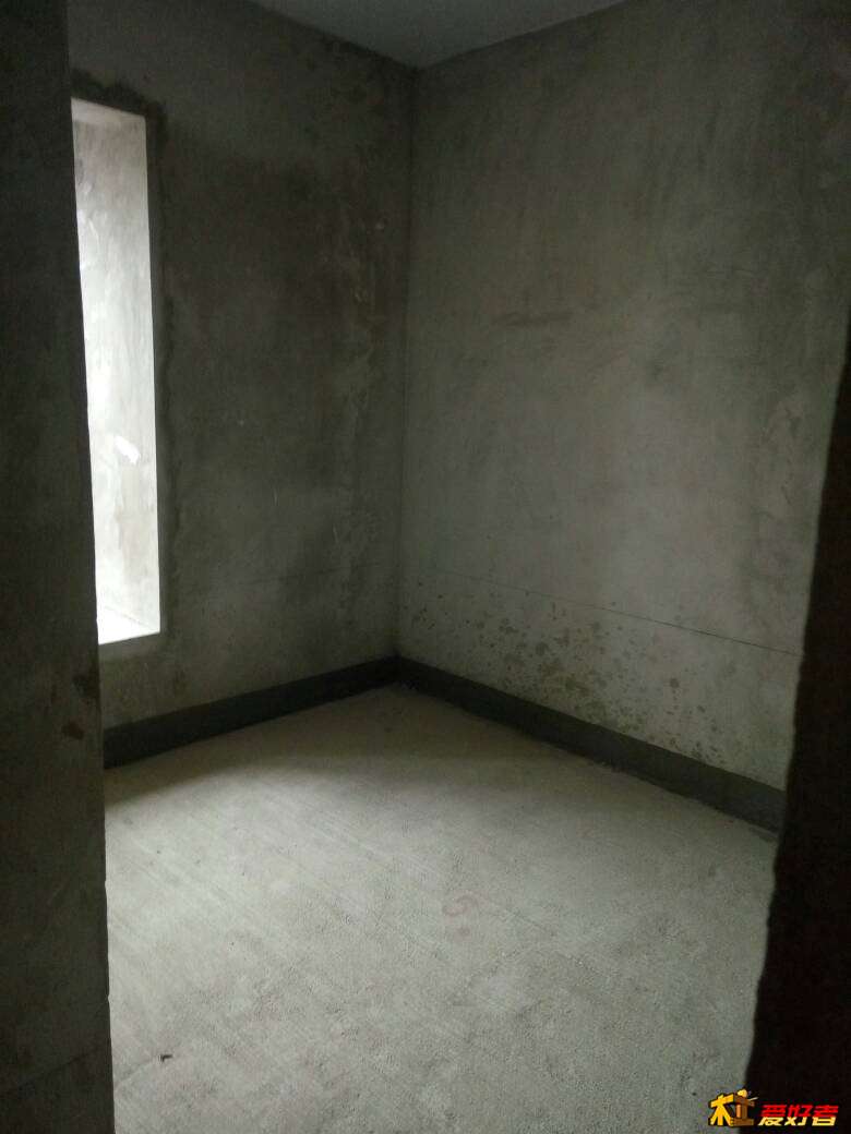 163639ed5itlyuqjtiqeen.jpg