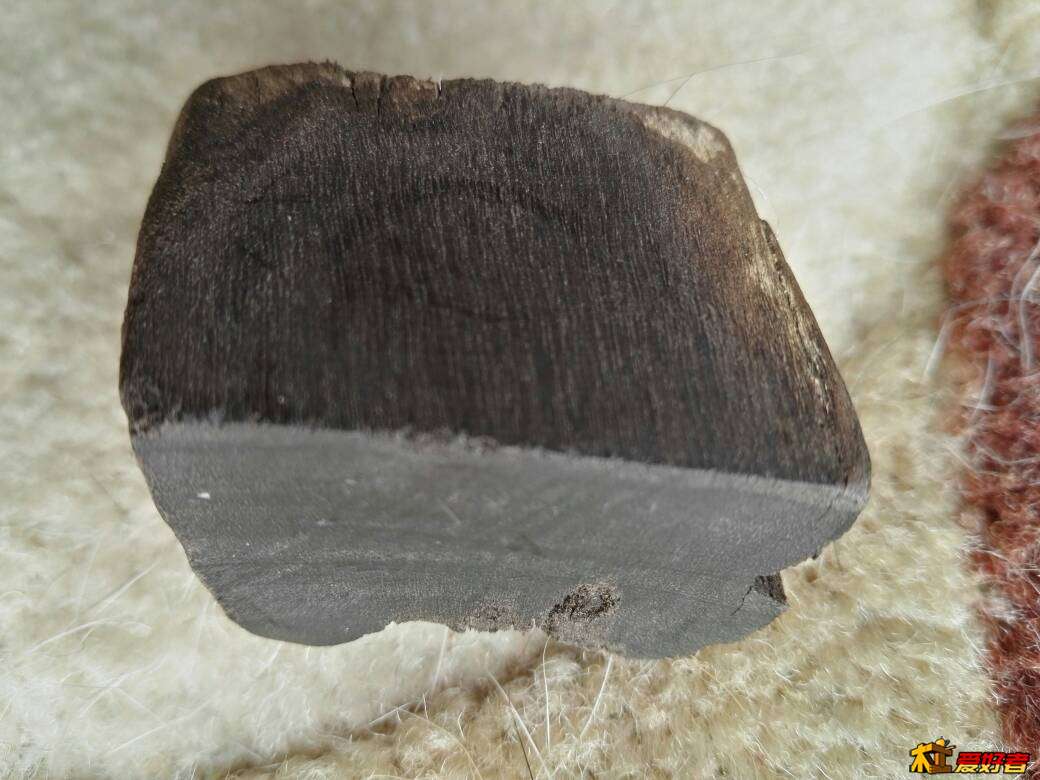 192003lhttht05thg2kzj2.jpg
