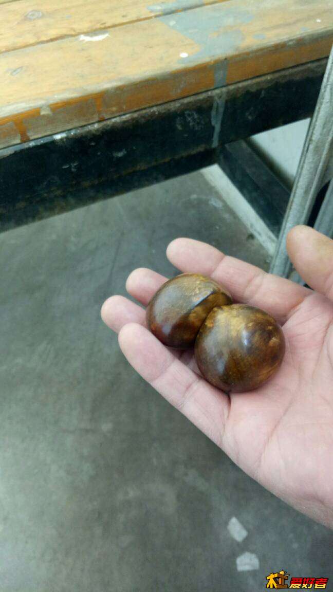 175940p0rgguzb99pdgua0.jpg