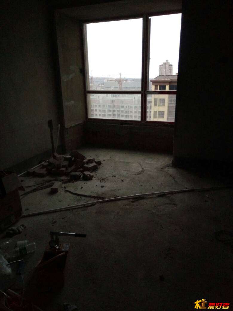 214313w708hpfhh1u70h48.jpg