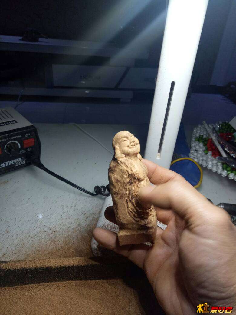 001405jhh0yqvezhyqit8p.jpg