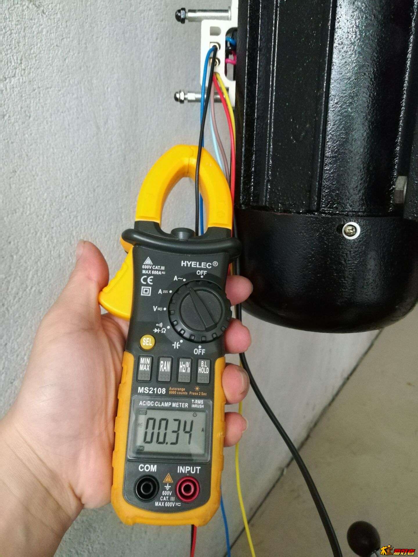 184432yr5thfake5vhf8ky.jpg