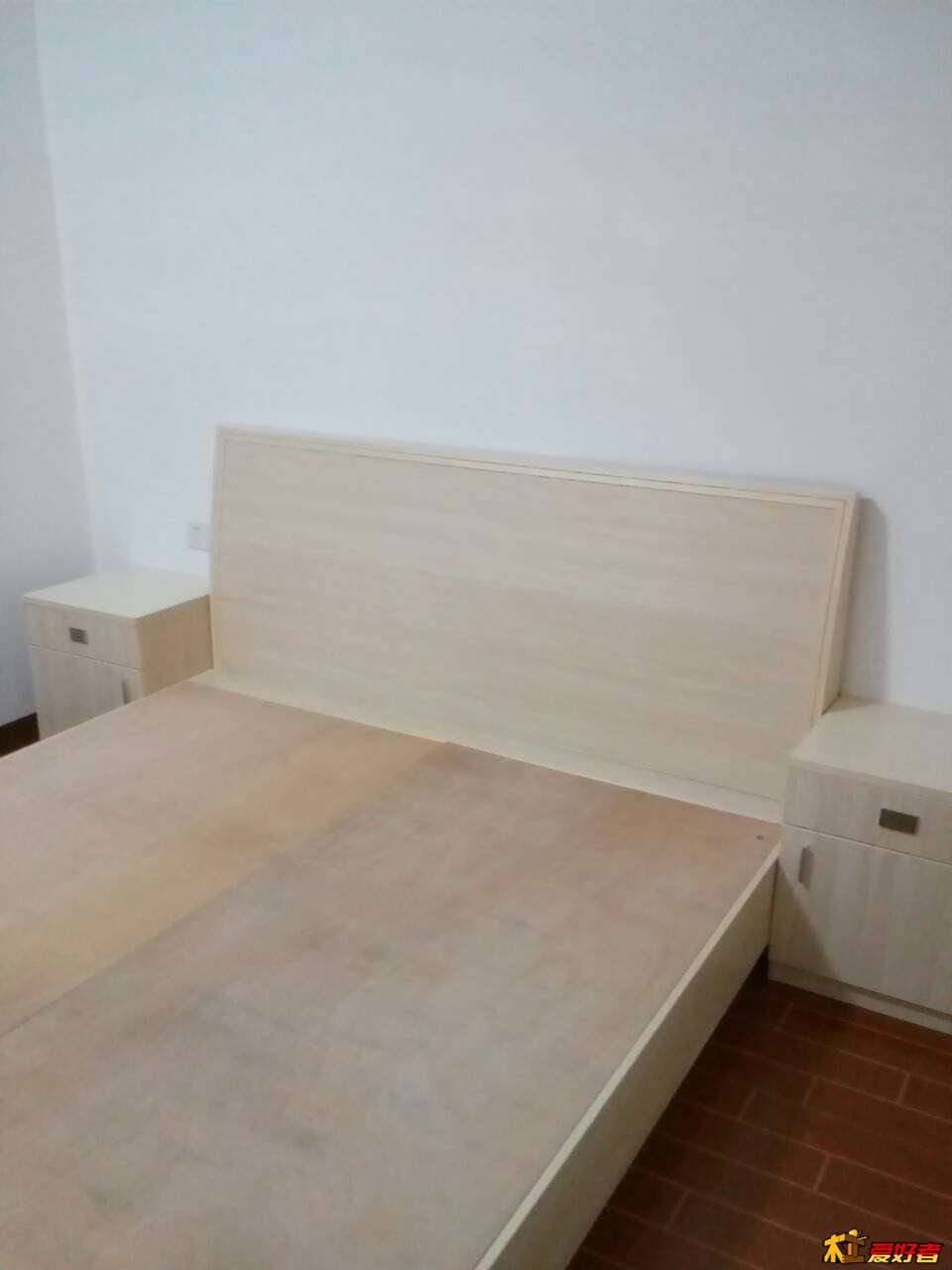 223843cl3rhswag3vharew.jpg