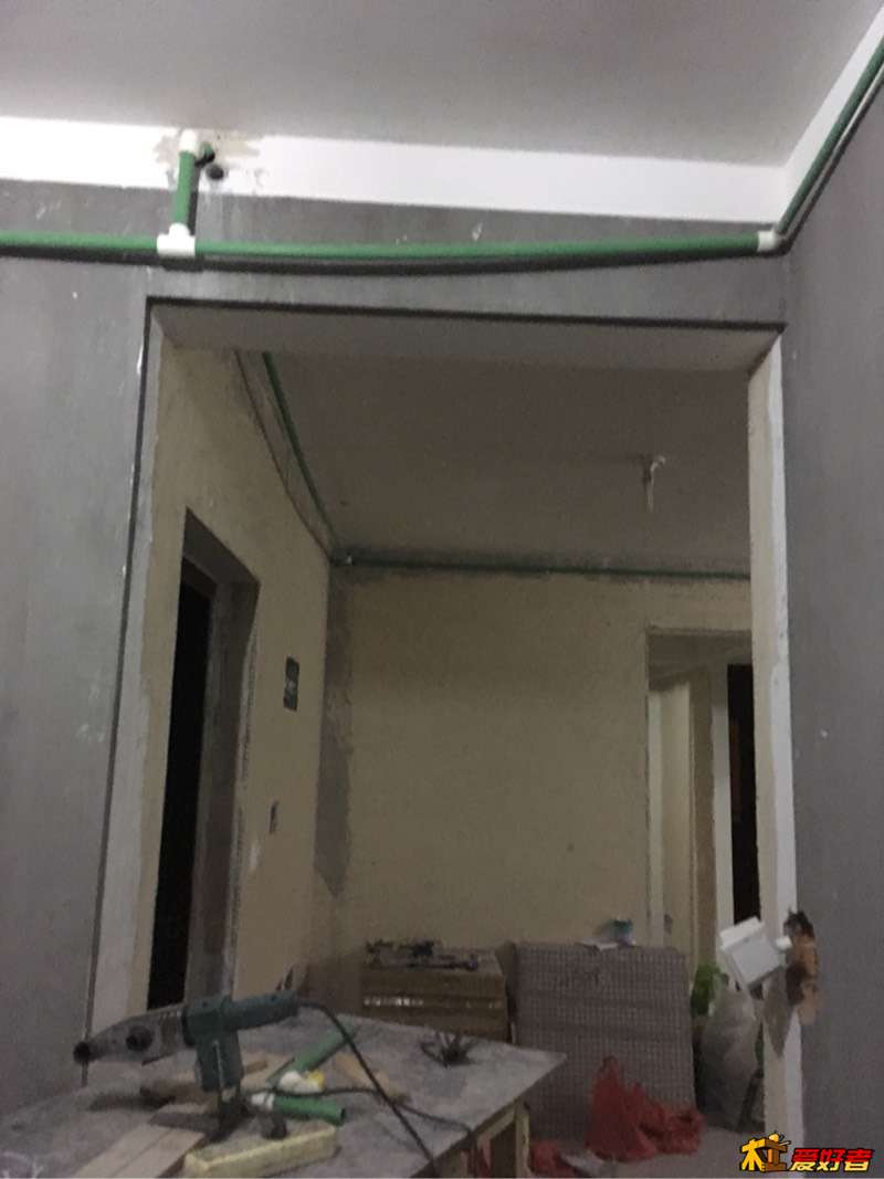 201823p7zb9khn1mi5mdsy.jpg