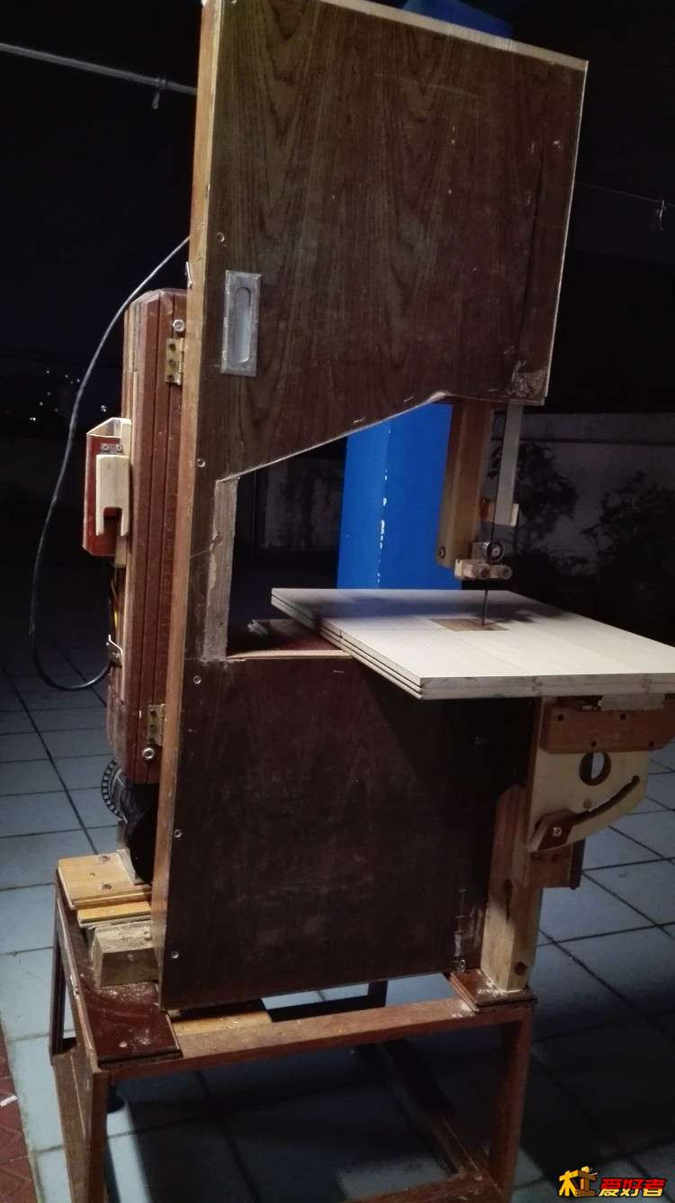 整体外观，还有待做进一步美化。算是准16寸吧。锯高30厘米，喉深20厘米的样子