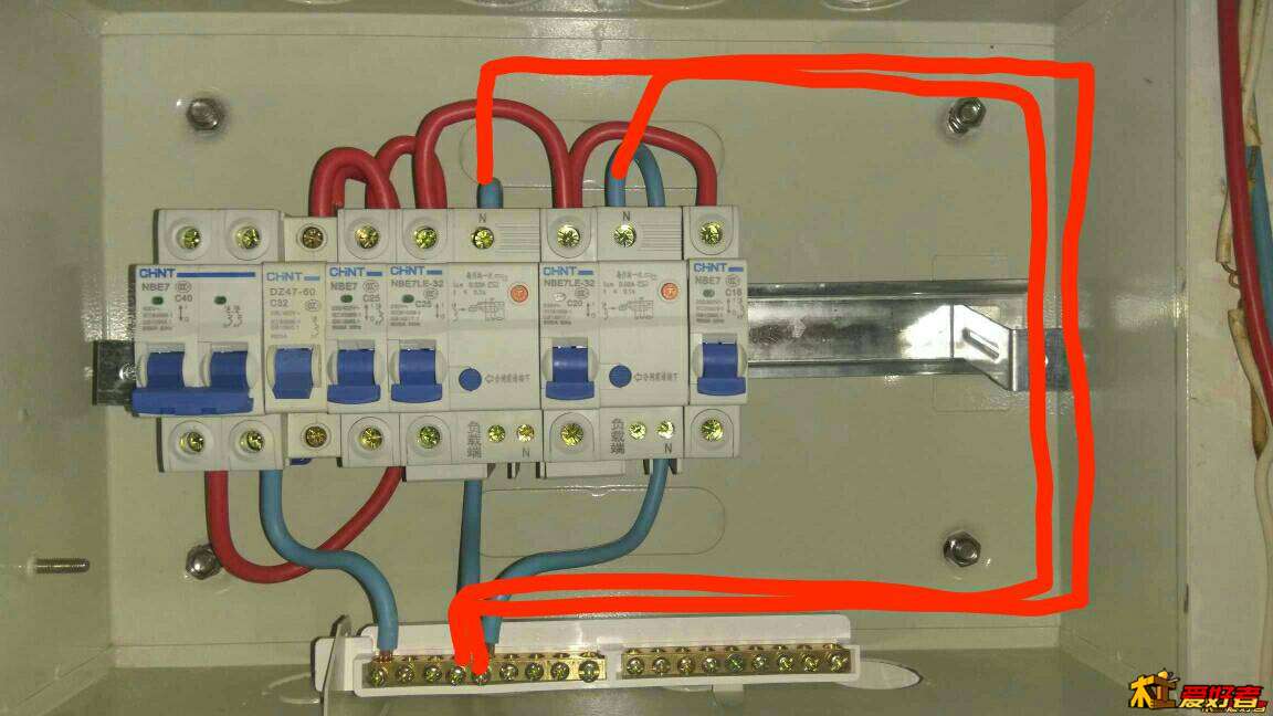 084840jprrxlrx5rvlvxzx.jpg