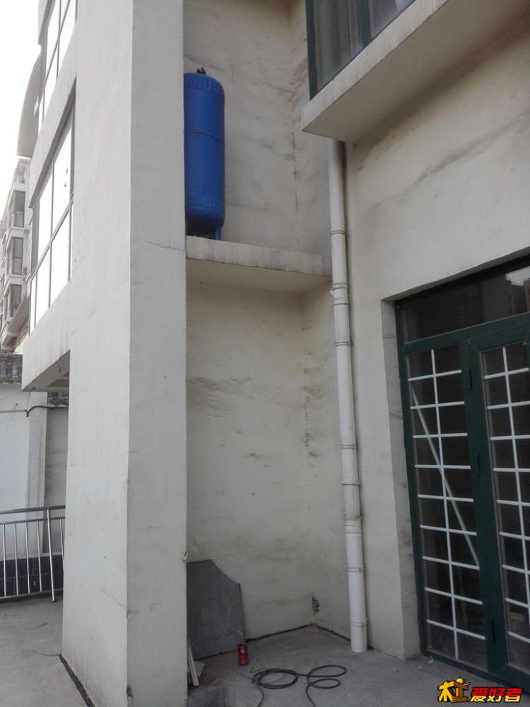 08.jpg