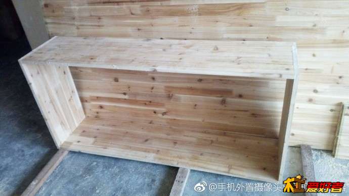 用钉枪链接框架成型
