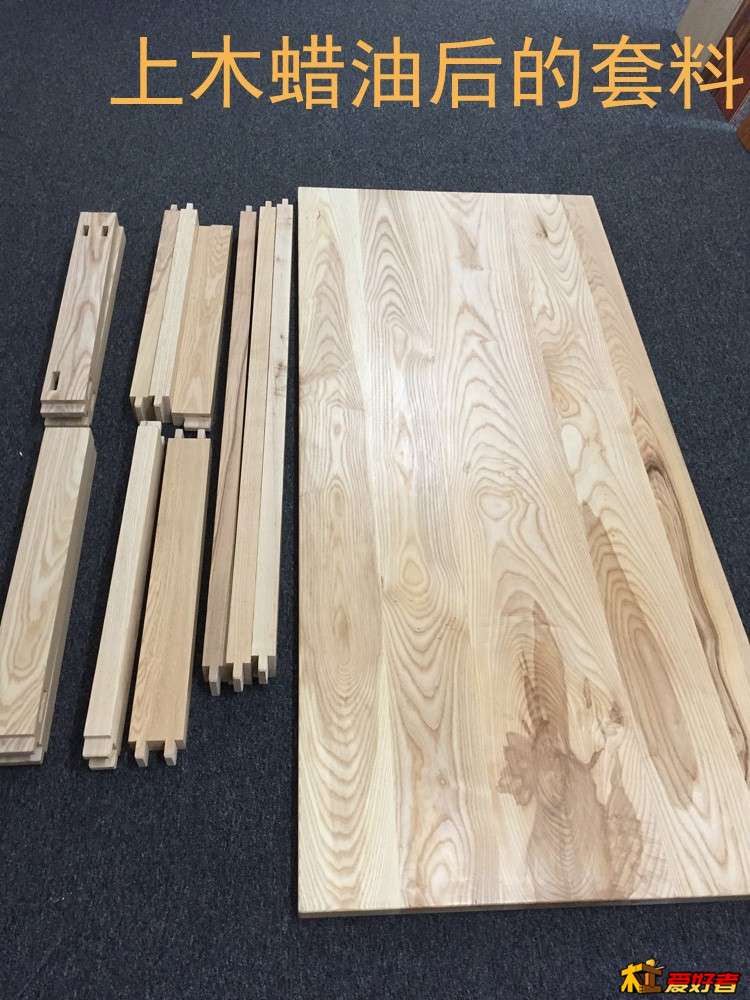 Ash-Desk-2.jpg