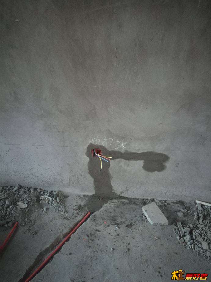 213730roojx53yd13pp5cj.jpg