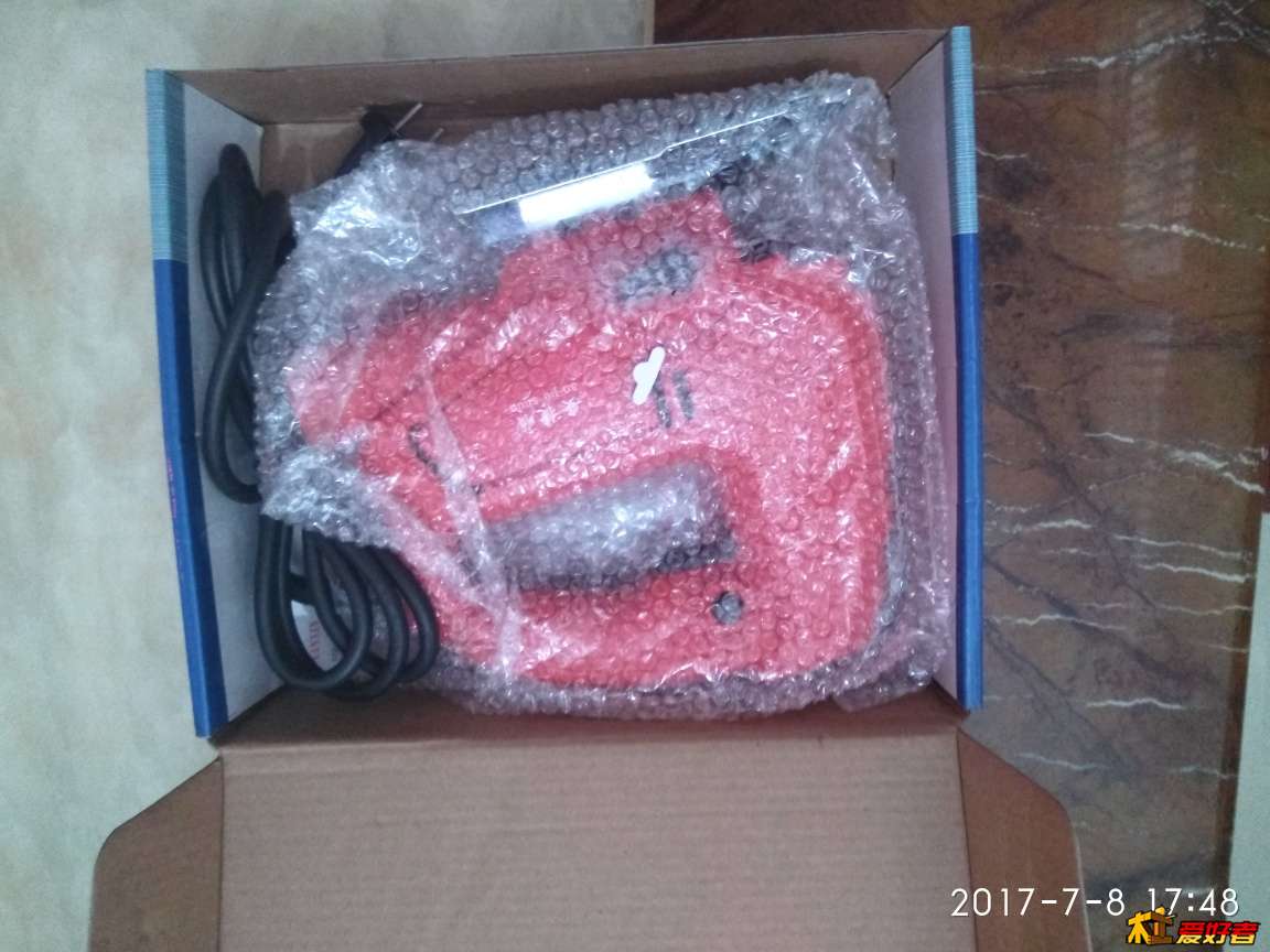 135504pgc0xrnu1cdgowio.jpg