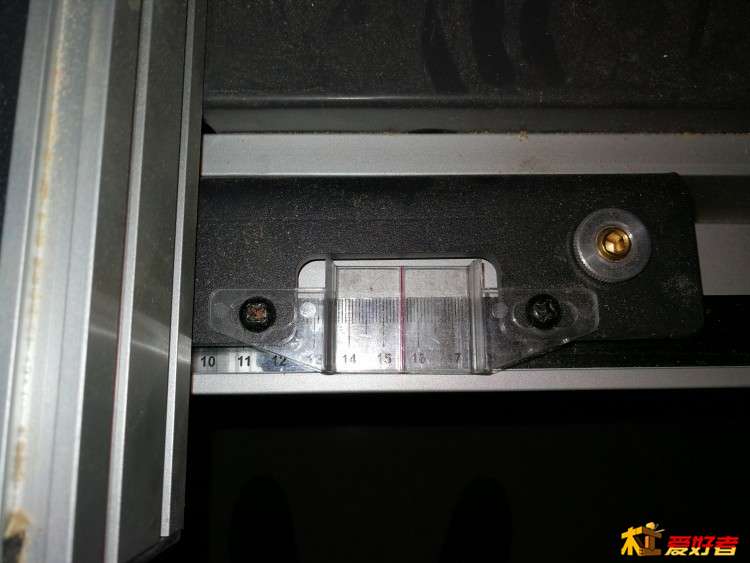 透明亚克力改为定位齿尖，用下面三合一材质做也行