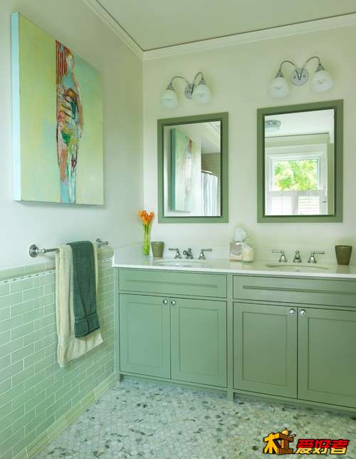 traditional-bathroom.jpg