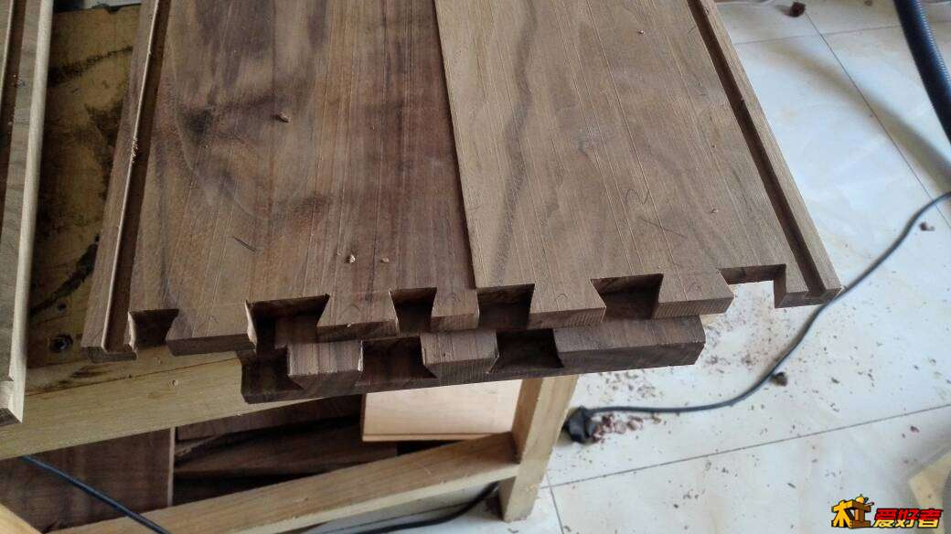 224002bx26iqmm9x6wwmle.jpg
