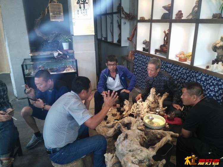 聚会1.jpg