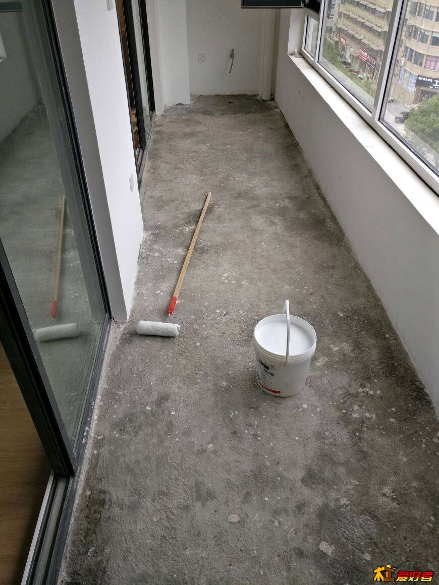202711thpiji8jw5xlrzll.jpg